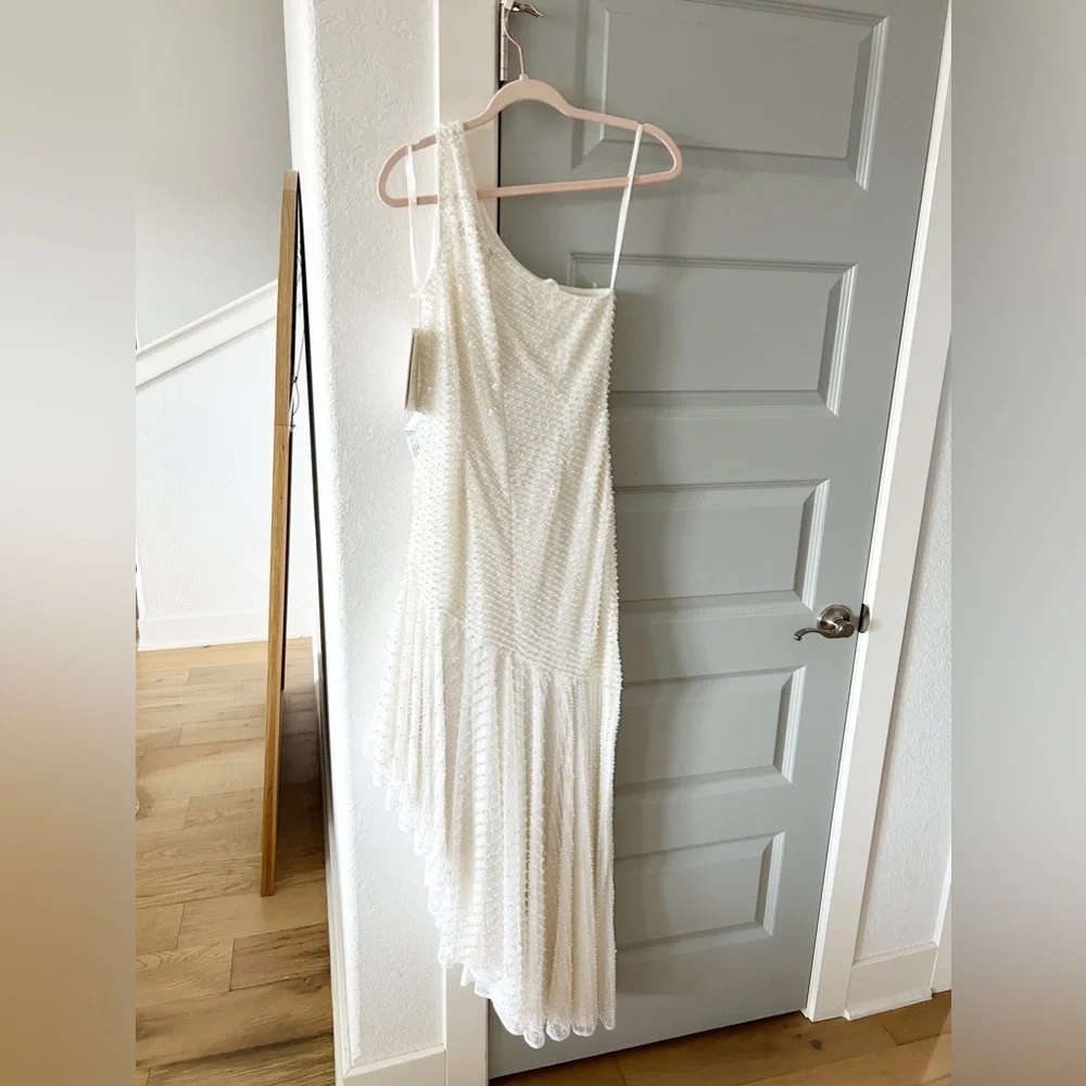 NWT Mac Duggal 93741 Pearl Sequin One Shoulder Asymmetrical White Midi Gown - Picture 4 of 9